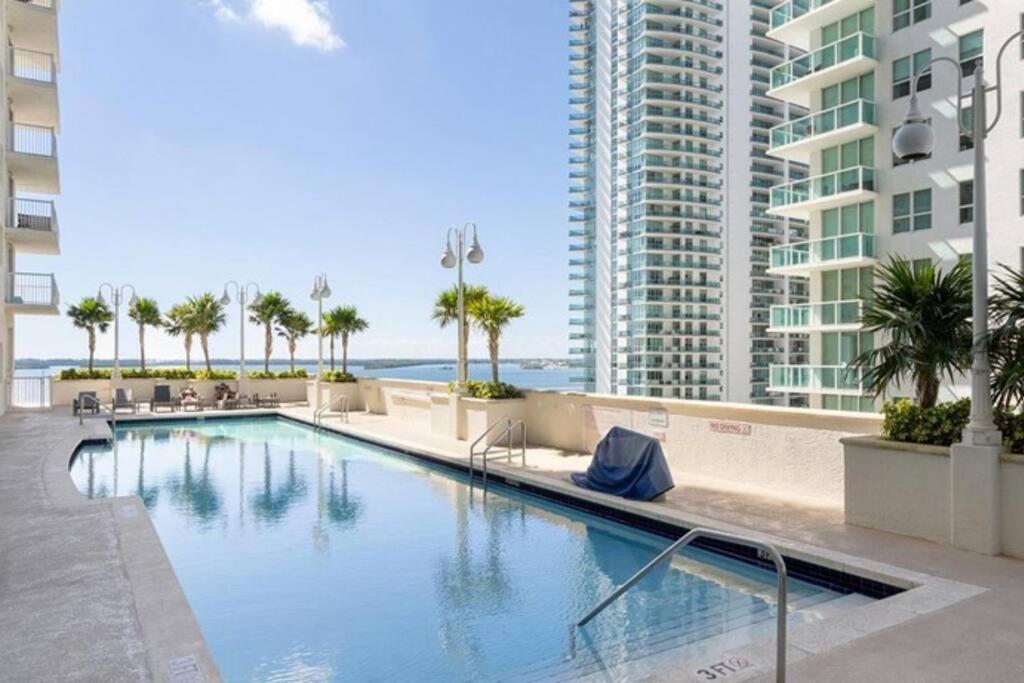 Lovely Condo With City & Ocean Views. Sleep Up To 6 People! Miami Exterior photo