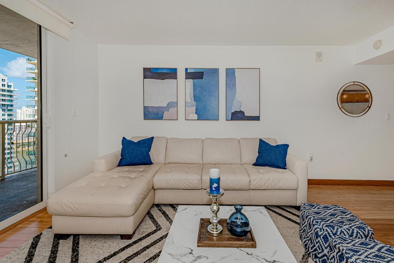 Lovely Condo With City & Ocean Views. Sleep Up To 6 People! Miami Exterior photo